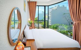 The Backpacker Hotel